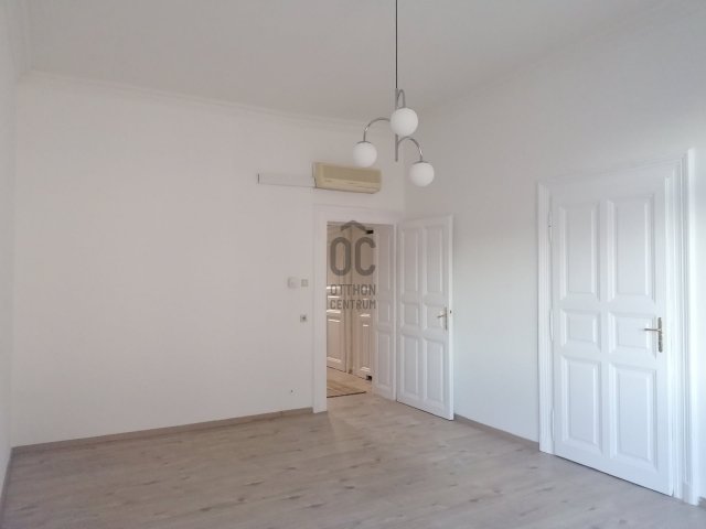 Eladó téglalakás, Budapesten, VII. kerületben 99.9 M Ft