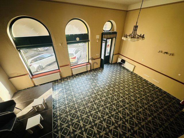 Eladó üzlethelyiség, Budapesten, VII. kerületben 120 M Ft