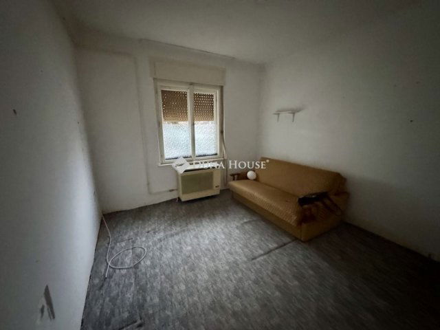 Eladó ikerház, Kecskeméten 34.99 M Ft, 2 szobás