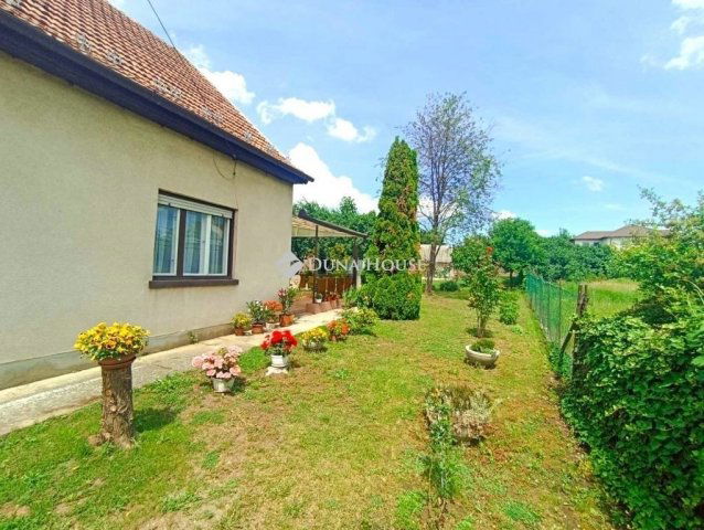 Eladó családi ház, Gyömrőn 68.9 M Ft, 3 szobás