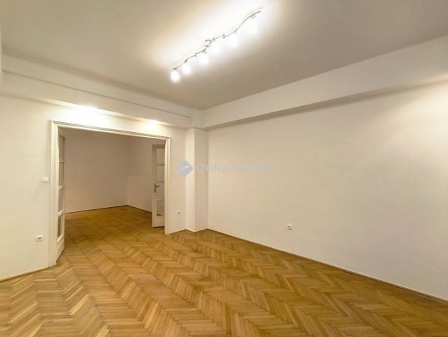 Eladó téglalakás, Budapesten, XI. kerületben 72.9 M Ft, 2 szobás