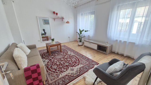 Eladó családi ház, XIII. kerületben, Menyasszony utcában