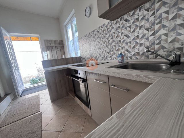 Eladó téglalakás, Pécsett, Hargita utcában 59.9 M Ft, 2 szobás