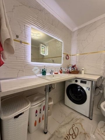 Eladó családi ház, Szigethalmon 84.5 M Ft, 4 szobás