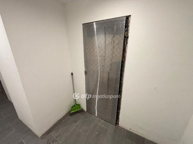 Eladó téglalakás, Budapesten, XI. kerületben 47 M Ft, 2 szobás