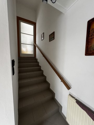 Eladó családi ház, Veszprémben 150 M Ft, 6+1 szobás