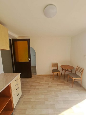 Kiadó családi ház, albérlet, Debrecenben 240 E Ft / hó