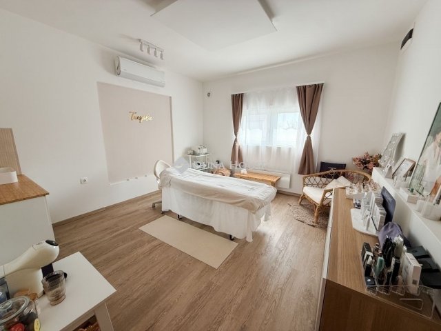 Eladó családi ház, Érden 234 M Ft, 5 szobás