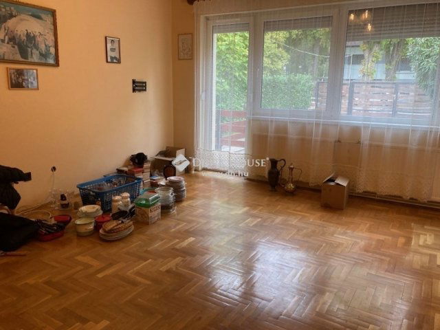 Eladó családi ház, Budapesten, III. kerületben 399 M Ft