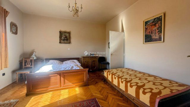 Eladó családi ház, Szombathelyen 82 M Ft, 3 szobás