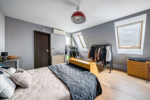 Eladó téglalakás, Budapesten, VI. kerületben 330 M Ft, 4 szobás