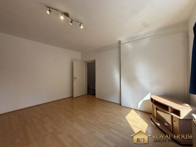 Kiadó téglalakás, albérlet, Miskolcon 100 E Ft / hó, 2 szobás