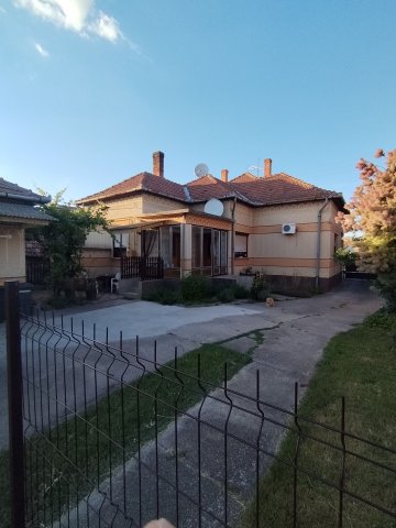 Eladó családi ház, Szankon 36 M Ft, 3 szobás