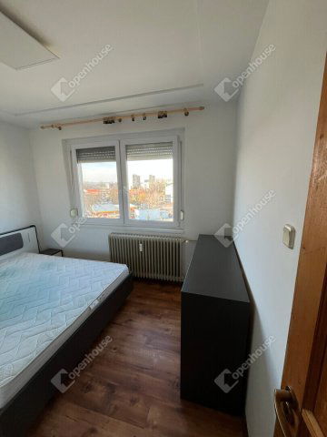 Eladó panellakás, Székesfehérvárott 54.9 M Ft, 2 szobás