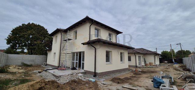 Eladó családi ház, Gyálon 138.99 M Ft, 5 szobás