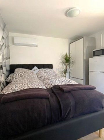 Eladó családi ház, Siófokon 140 M Ft, 5 szobás