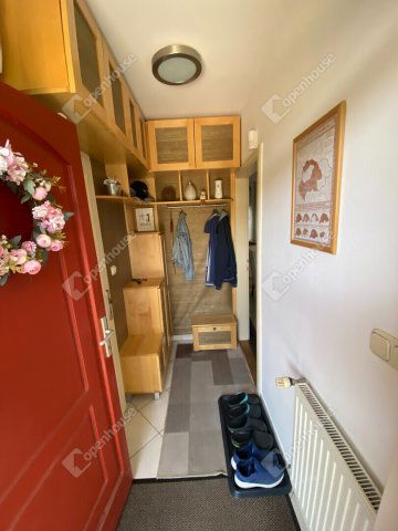 Eladó téglalakás, Mosonmagyaróváron 89.9 M Ft, 4 szobás