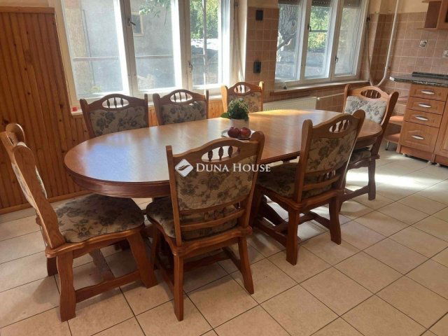 Eladó családi ház, Nagykátán 49.99 M Ft, 6 szobás