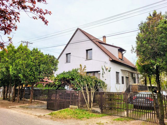 Eladó családi ház, Szigethalmon 74.5 M Ft, 5 szobás
