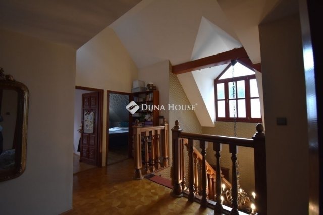 Eladó családi ház, Gödöllőn 355 M Ft, 5 szobás