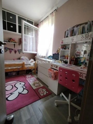 Eladó panellakás, Budapesten, XV. kerületben 77 M Ft, 4 szobás