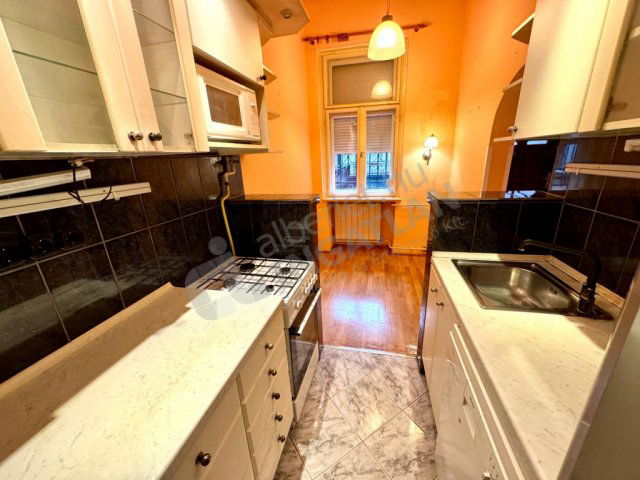 Eladó téglalakás, Budapesten, VII. kerületben, Dohány utcában