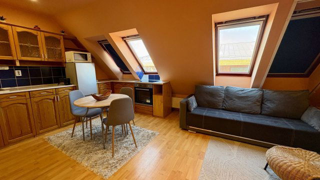 Kiadó téglalakás, albérlet, Debrecenben 180 E Ft / hó, 2 szobás