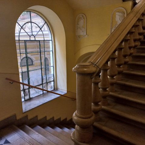 Eladó téglalakás, Budapesten, VIII. kerületben, Baross utcában