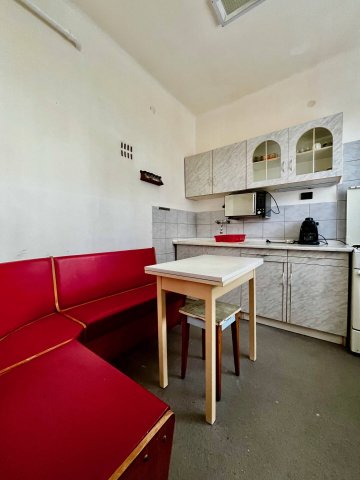 Kiadó téglalakás, albérlet, Pécsett 130 E Ft / hó, 1+1 szobás