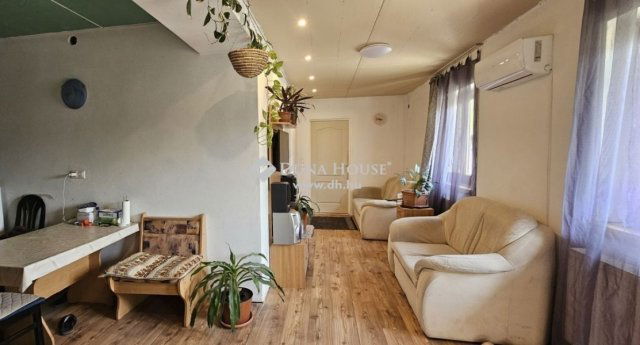 Eladó családi ház, Babarcon 29.99 M Ft, 2 szobás