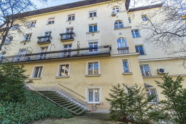 Eladó téglalakás, Budapesten, XI. kerületben 117 M Ft, 3 szobás