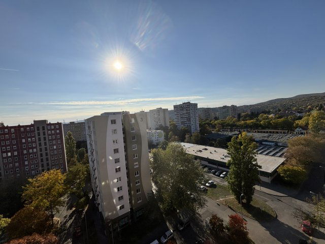 Eladó panellakás, Budapesten, III. kerületben 69.9 M Ft