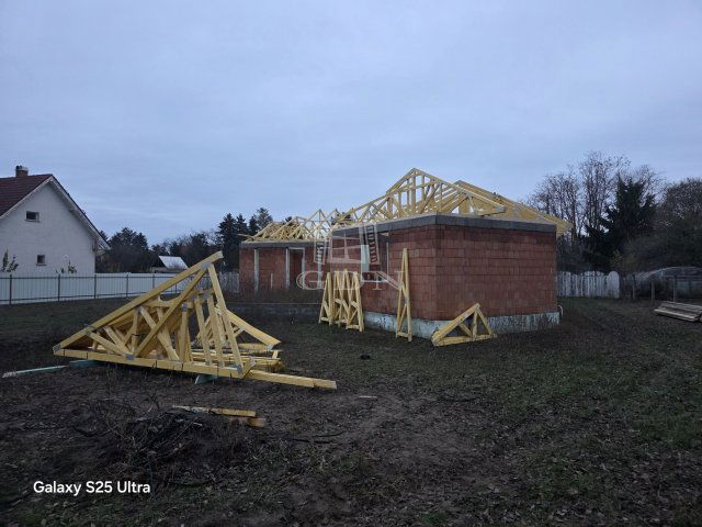 Eladó családi ház, Kecskeméten 129.9 M Ft, 4 szobás