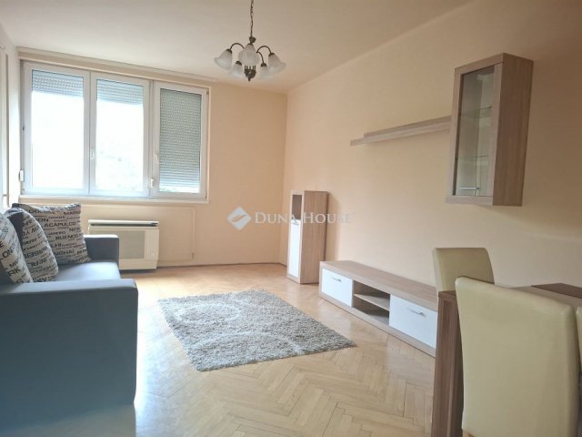 Kiadó téglalakás, albérlet, Szombathelyen, Bem József utcában