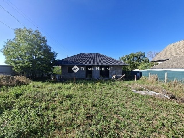 Eladó családi ház, Isaszegen 59.9 M Ft, 4 szobás