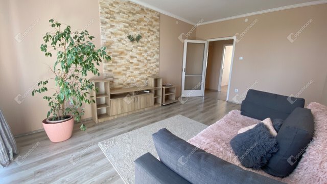 Eladó panellakás, Miskolcon 39.7 M Ft, 2 szobás