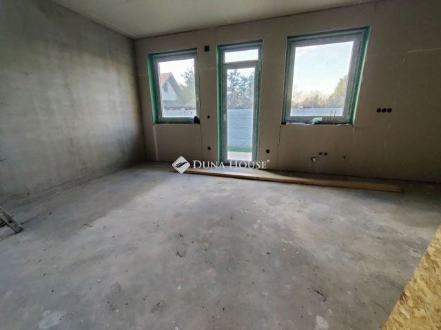 Eladó ikerház, Monoron 57.9 M Ft, 2 szobás / költözzbe.hu