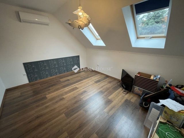 Eladó ikerház, Dabason 115 M Ft, 5 szobás / költözzbe.hu