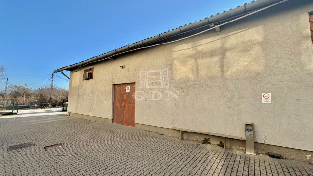 Eladó ipari ingatlan, Törökbálinton 420 M Ft