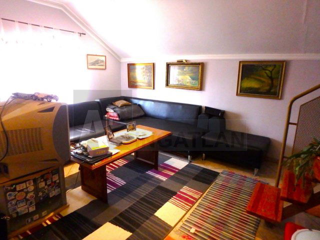 Eladó családi ház, Szatymazon 61.99 M Ft, 5 szobás