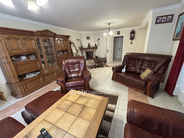 Eladó családi ház, Nyíregyházán 126.6 M Ft, 5 szobás