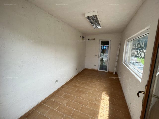 Eladó üzlethelyiség, Kaposváron 5.2 M Ft / költözzbe.hu
