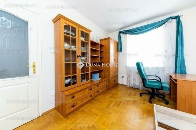 Eladó téglalakás, Budapesten, VIII. kerületben 184.875 M Ft