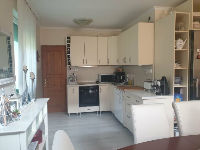 Eladó családi ház, Pilisjászfalun 119.9 M Ft, 3 szobás