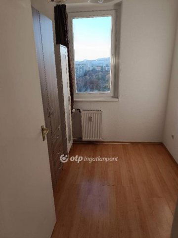 Eladó panellakás, Budapesten, XI. kerületben 76.5 M Ft