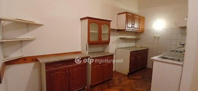 Eladó téglalakás, Budapesten, IX. kerületben 99.9 M Ft, 2 szobás