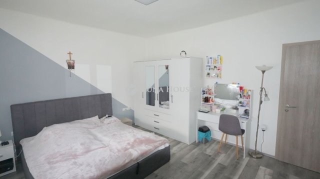 Eladó családi ház, Zalaegerszegen 69.99 M Ft, 2 szobás