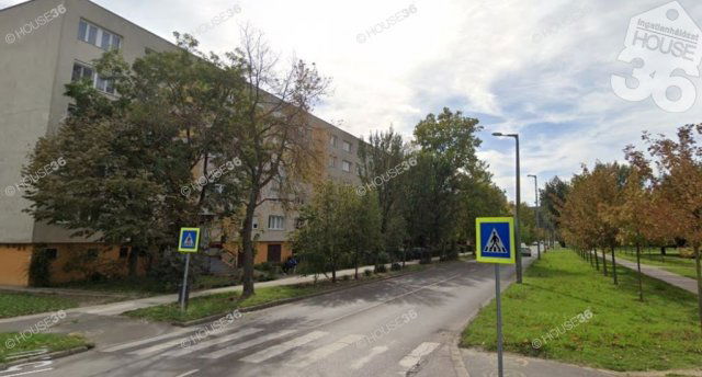 Eladó panellakás, Kecskeméten 43 M Ft, 3 szobás