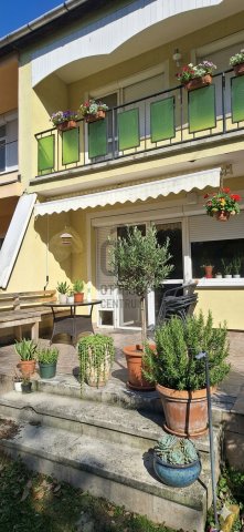 Eladó sorház, Tatán 109.9 M Ft, 4 szobás / költözzbe.hu