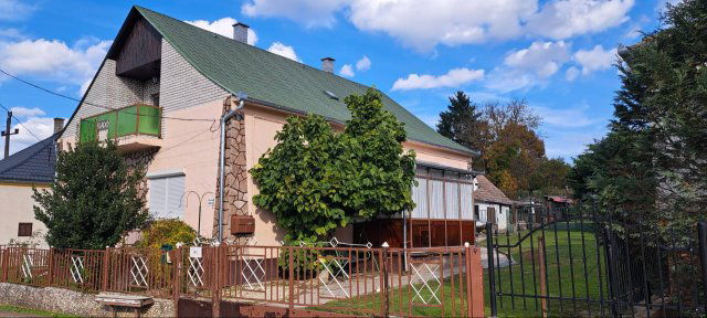 Eladó családi ház, Pogányszentpéteren 36 M Ft, 4 szobás